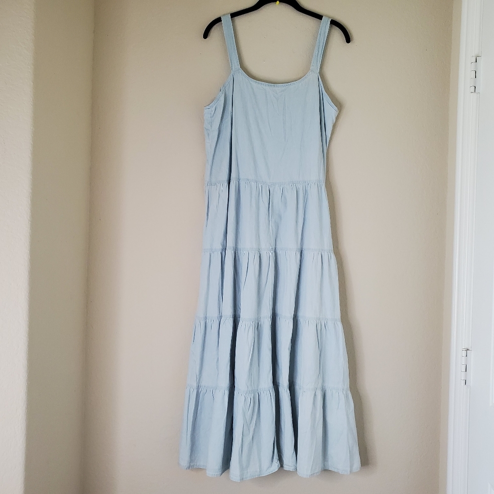 Tuckernuck Pomander Place Womens Chambray Blue Tiered Midi Dress Cotton Sz L